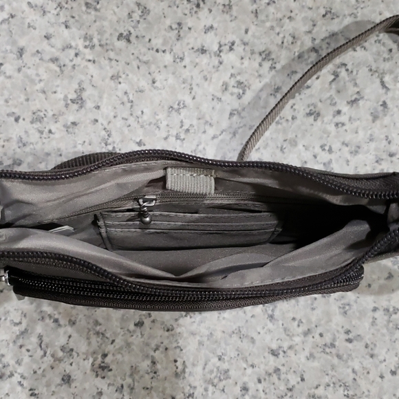 Baggallini Crossbody Bag - Picture 3 of 4